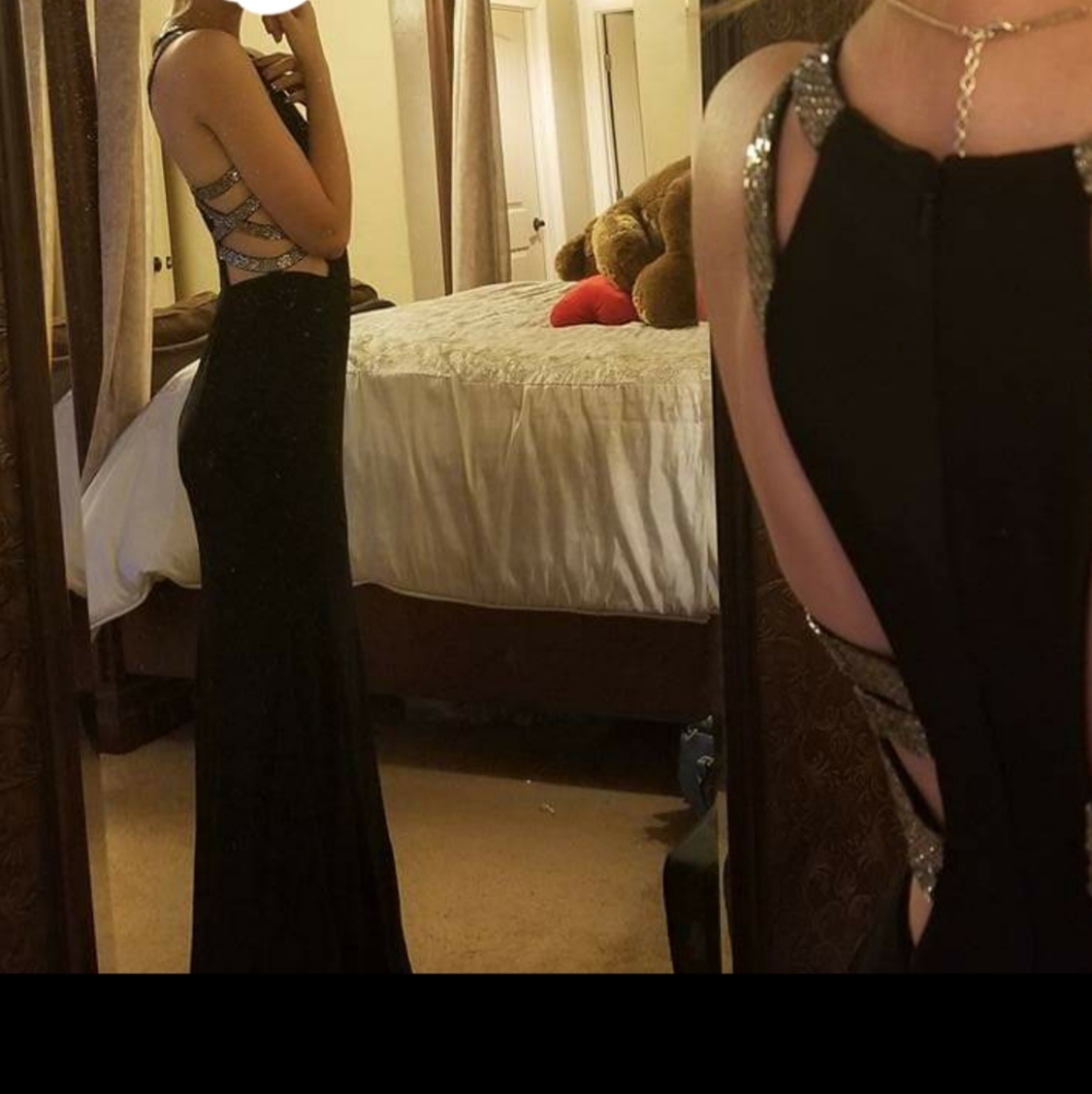 Black prom dress